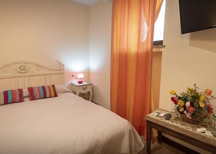 Monolocale Vicino Rocca Maggiore Apartamento *